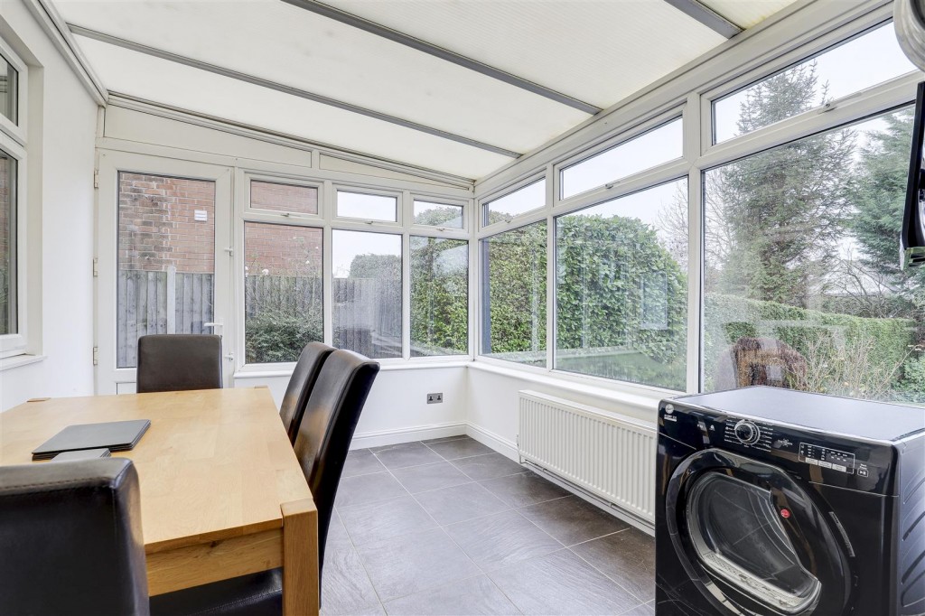 Harrow Road, West Bridgford, Nottinghamshire, NG2 7DX