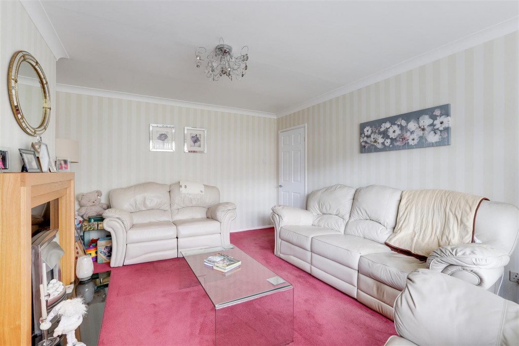 Penarth Gardens, Mapperley, Nottinghamshire, NG5 4EG