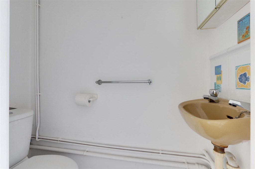 Heath Gardens, Breaston, Derbyshire, DE72 3UH