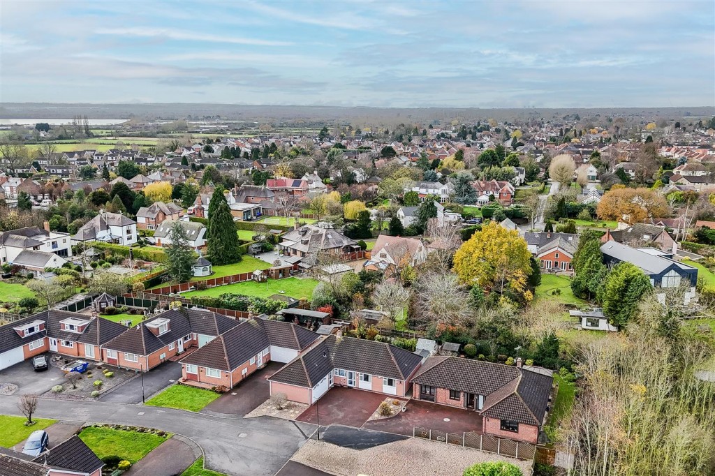 Heath Gardens, Breaston, Derbyshire, DE72 3UH