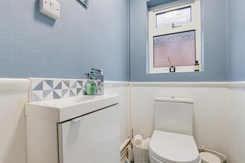 Stanhome Drive, West Bridgford, Nottinghamshire, NG2 7FP