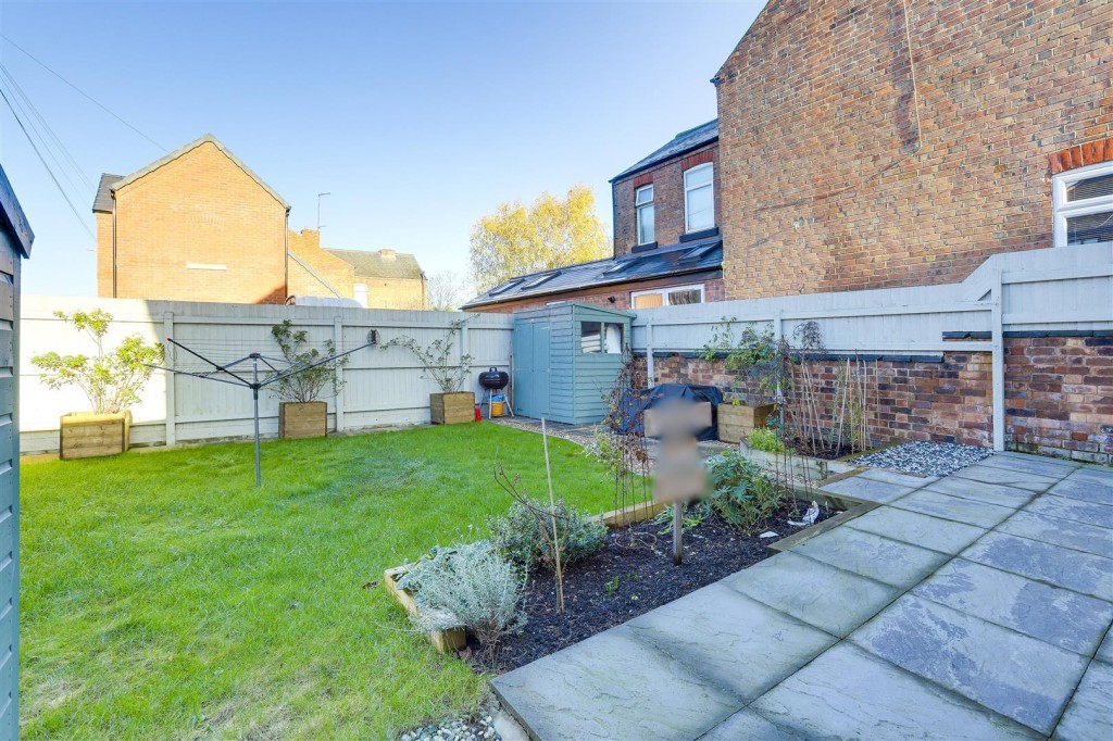 Station Road, Long Eaton, Derbyshire, NG10 2EJ