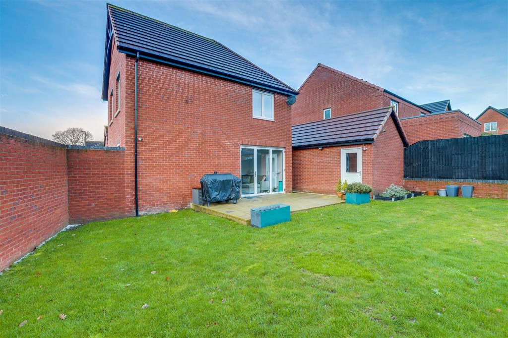 Damstead Park Avenue, Alfreton, Derbyshire, DE55 7PR