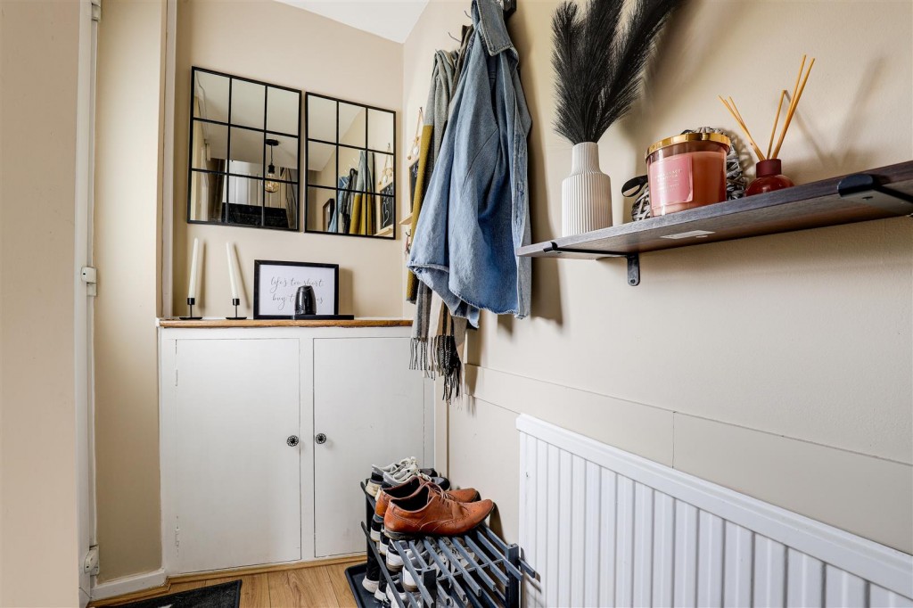 Gleneagles Drive, Arnold, Nottinghamshire, NG5 8QQ