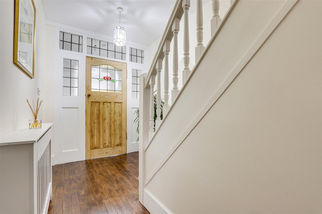 Costock Avenue, Sherwood, Nottinghamshire, NG5 3AS