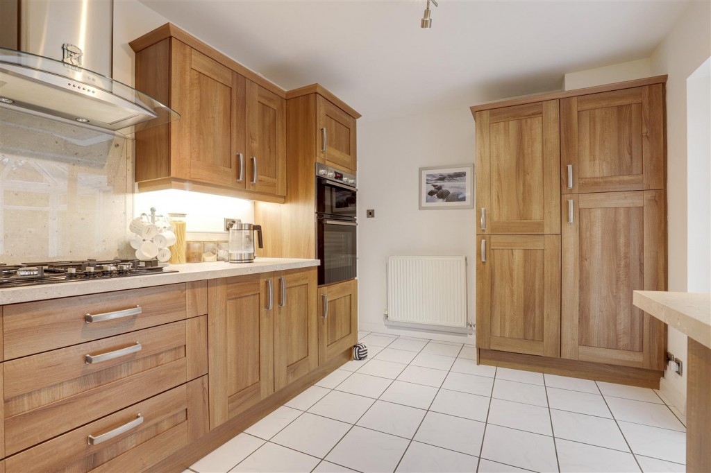 Harrow Road, West Bridgford, Nottinghamshire, NG2 7DY