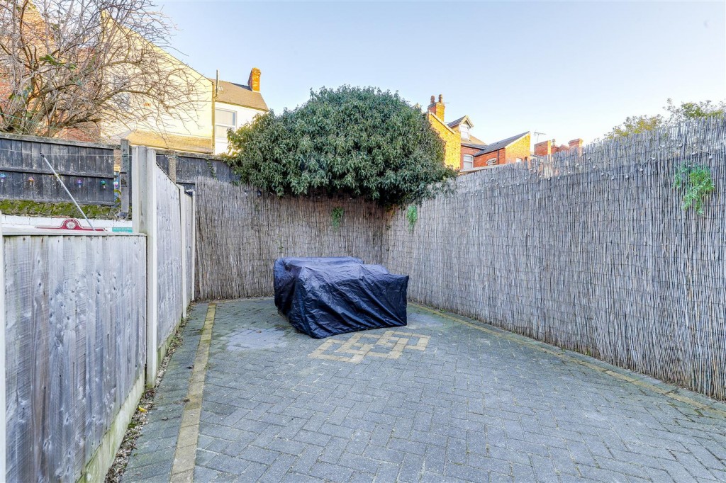 Ogle Street, Hucknall, Nottinghamshire, NG15 7FR