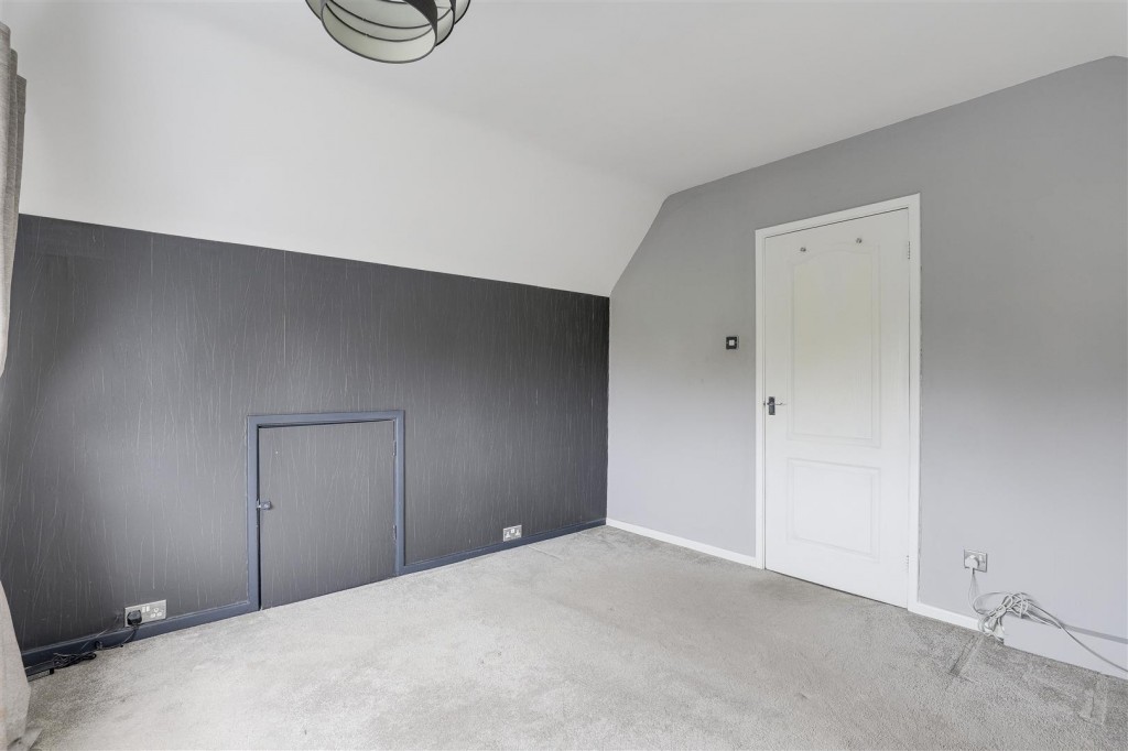 Veronica Drive, Carlton, Nottinghamshire, NG4 3QS