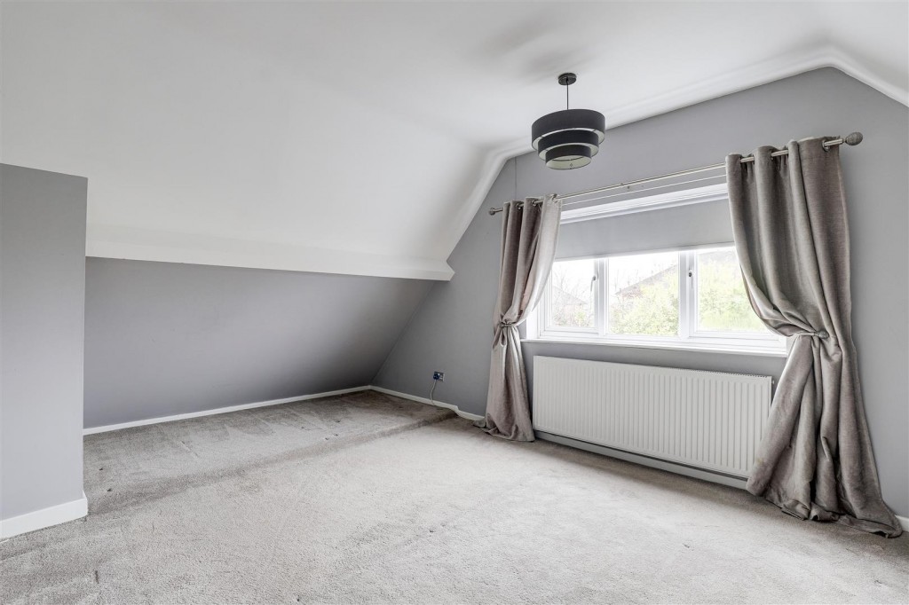 Veronica Drive, Carlton, Nottinghamshire, NG4 3QS