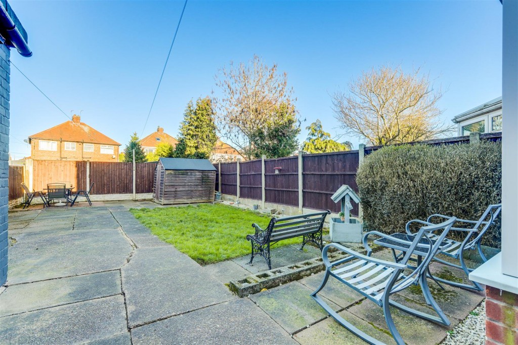 Barbara Square, Hucknall, Nottinghamshire, NG15 8AP