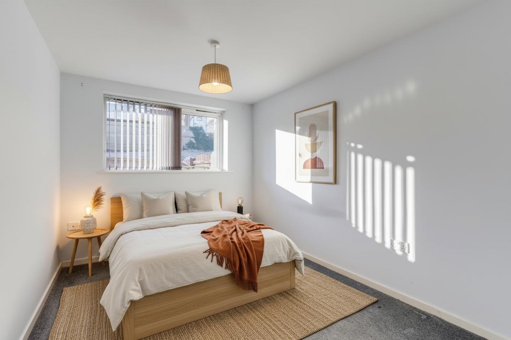 Valley Court, Carlton, Nottinghamshire, NG4 1NW