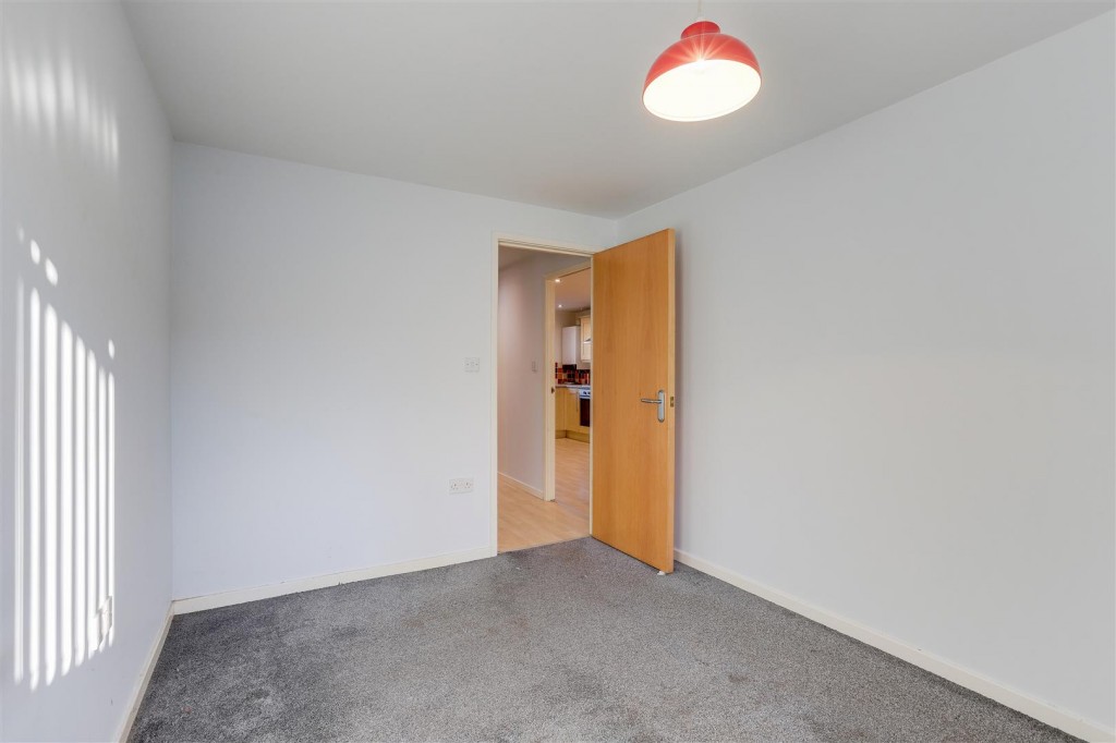 Valley Court, Carlton, Nottinghamshire, NG4 1NW