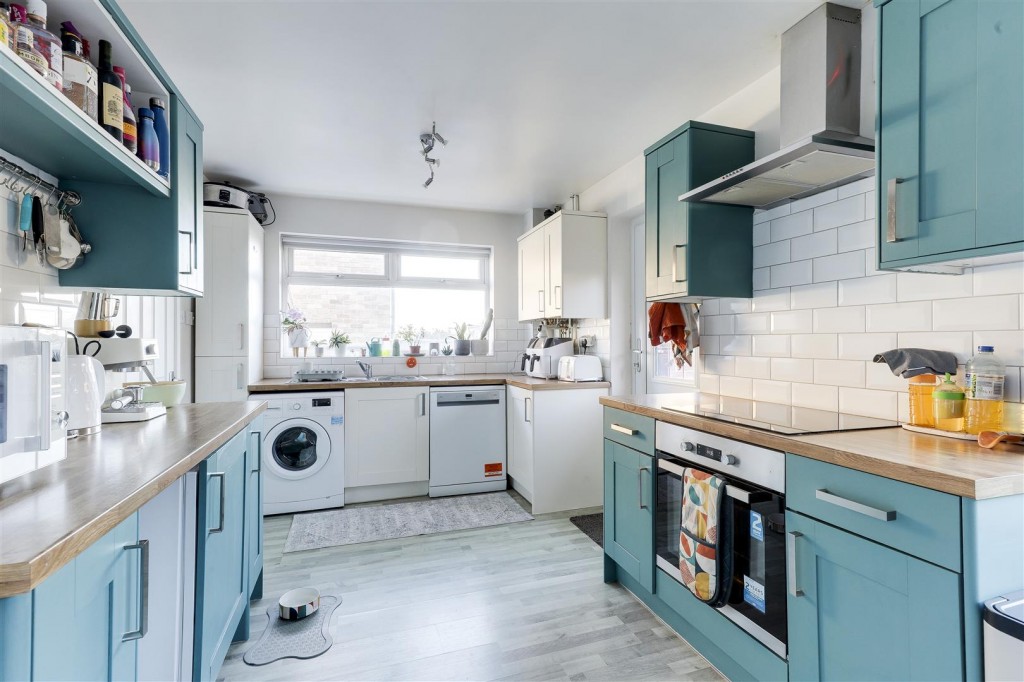 Langford Road, Arnold, Nottinghamshire, NG5 7HR