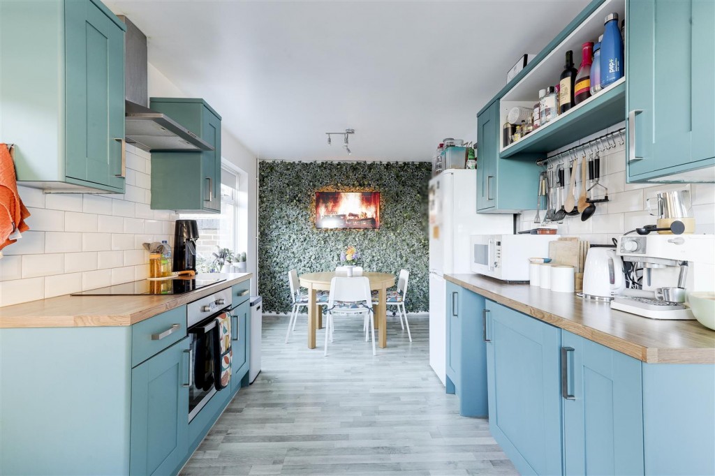 Langford Road, Arnold, Nottinghamshire, NG5 7HR