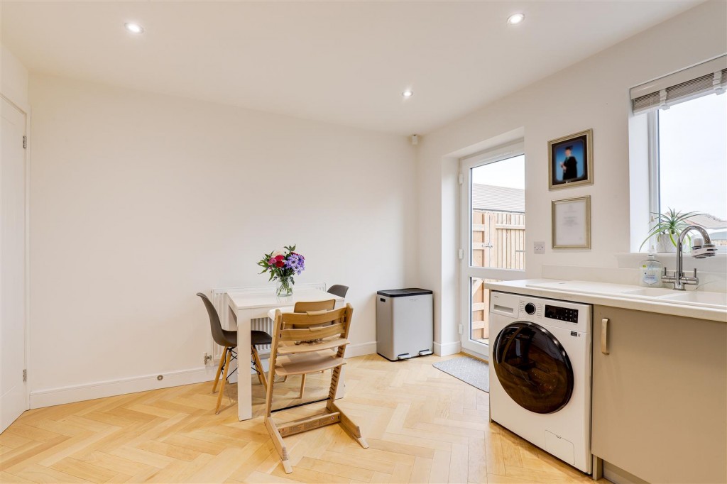 Cornflower Crescent, Ruddington, Nottinghamshire, NG11 6SG