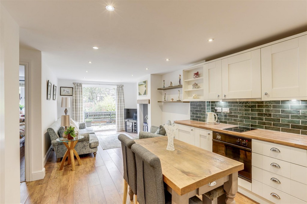 Maple cottages, Risley, Derbyshire, DE72 3WJ