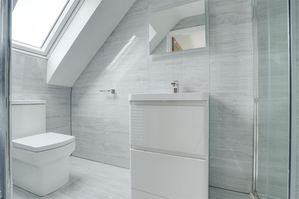 Landmere Lane, Ruddington, Nottinghamshire, NG11 6ND