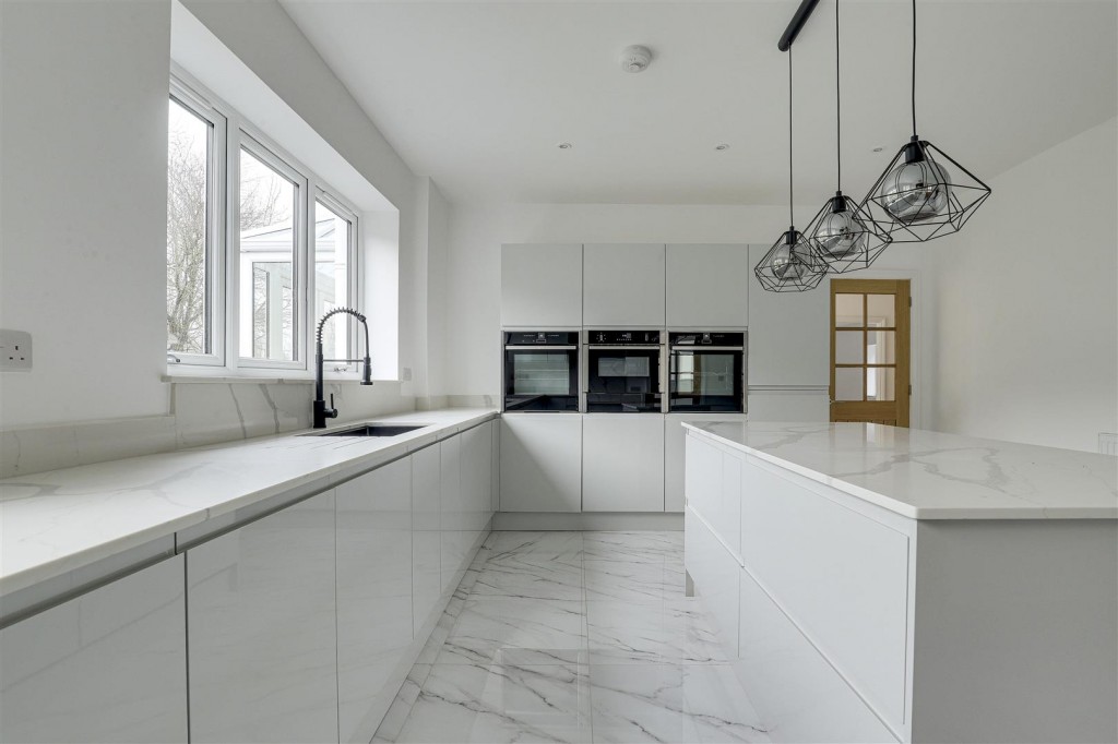 Landmere Lane, Ruddington, Nottinghamshire, NG11 6ND