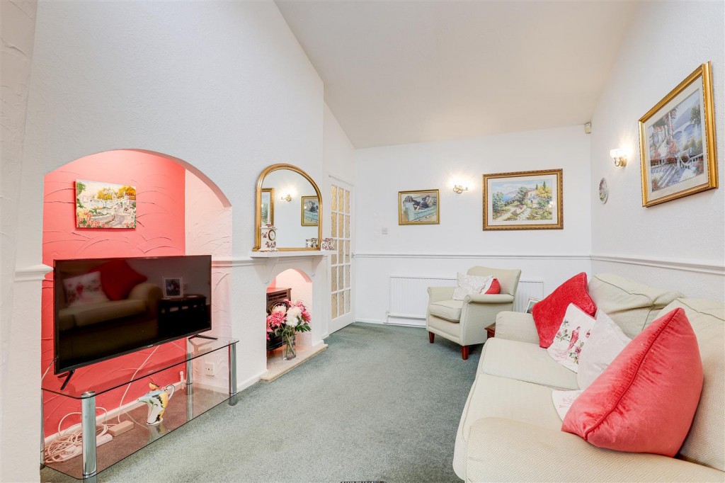 Orston Avenue, Arnold, Nottinghamshire, NG5 7LH