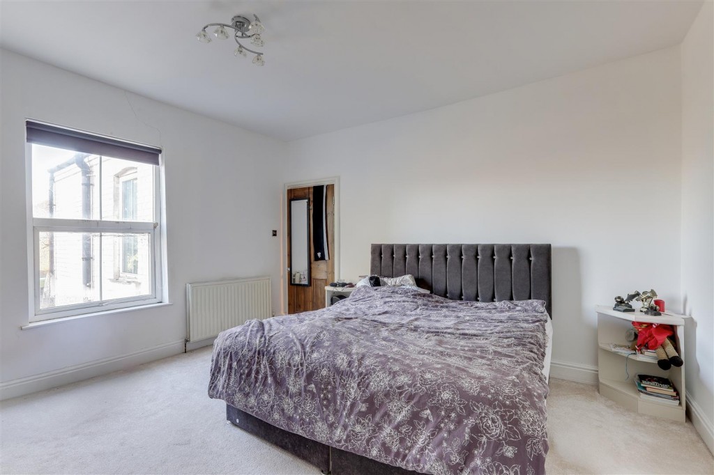 Albert Road, Long Eaton, Nottinghamshire, NG10 1JZ