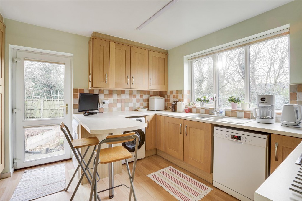 Briar Avenue, Sandiacre, Nottinghamshire, NG10 5NG