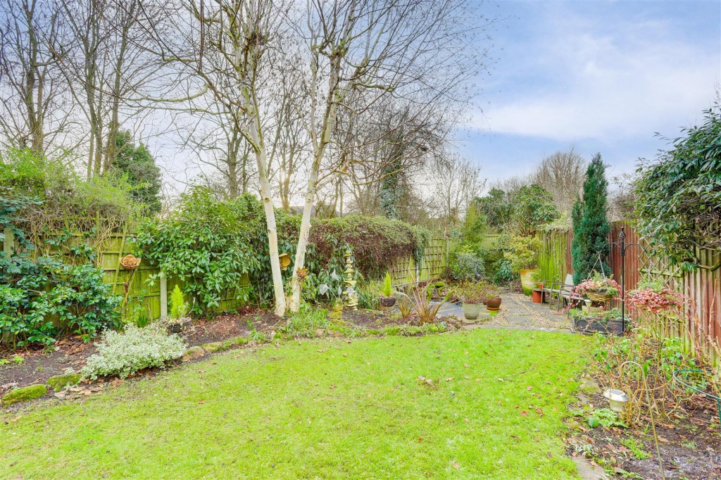 Briar Avenue, Sandiacre, Nottinghamshire, NG10 5NG