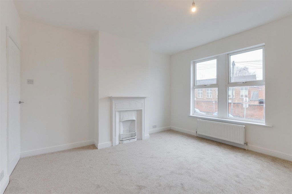 Duke Street, Hucknall, Nottinghamshire, NG15 7HB