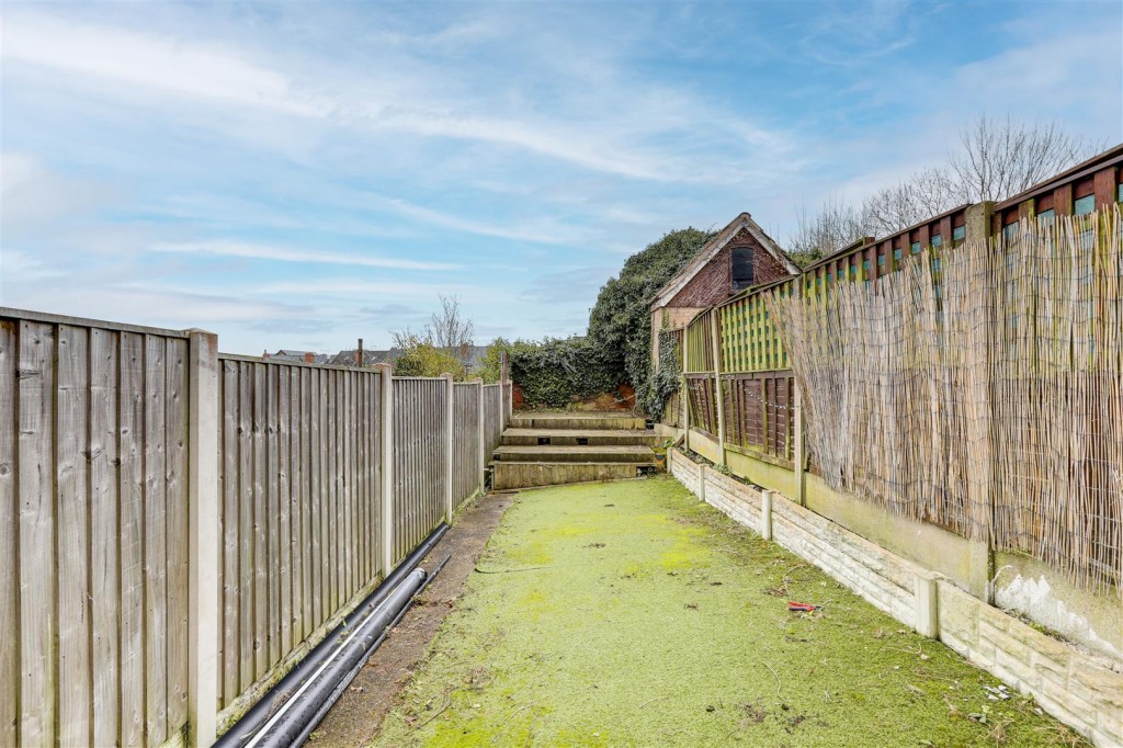 Duke Street, Hucknall, Nottinghamshire, NG15 7HB