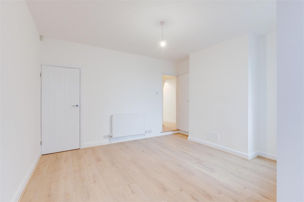 Duke Street, Hucknall, Nottinghamshire, NG15 7HB