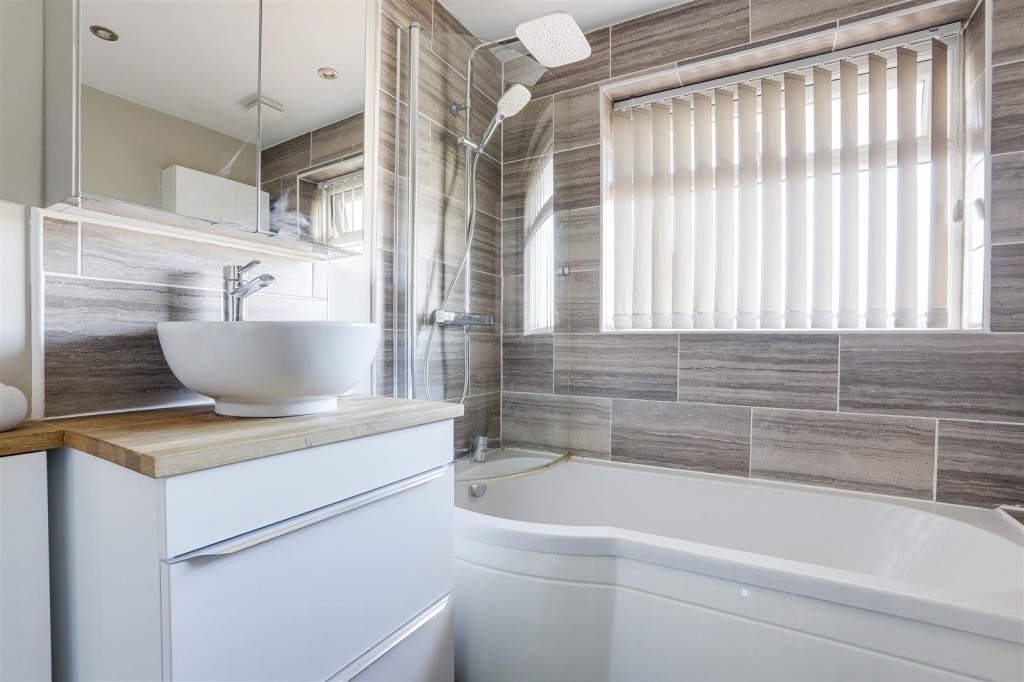 Fylde Close, Toton, Nottinghamshire, NG9 6HH