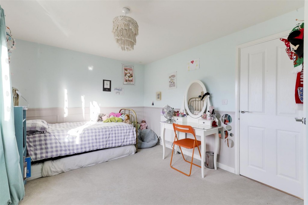 Corbett Chase, Gedling, Nottinghamshire. NG4 4LU