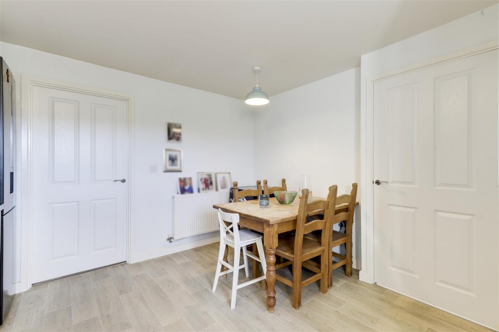 Corbett Chase, Gedling, Nottinghamshire. NG4 4LU