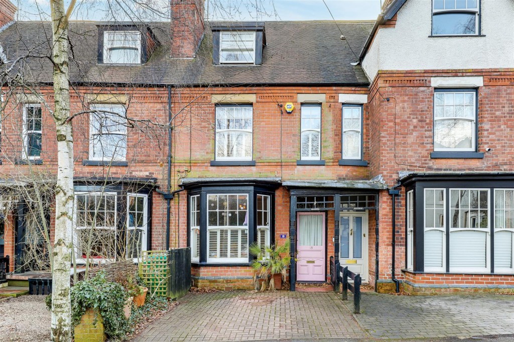 Dagmar Grove, Alexandra Park, Nottinghamshire, NG3 4JE