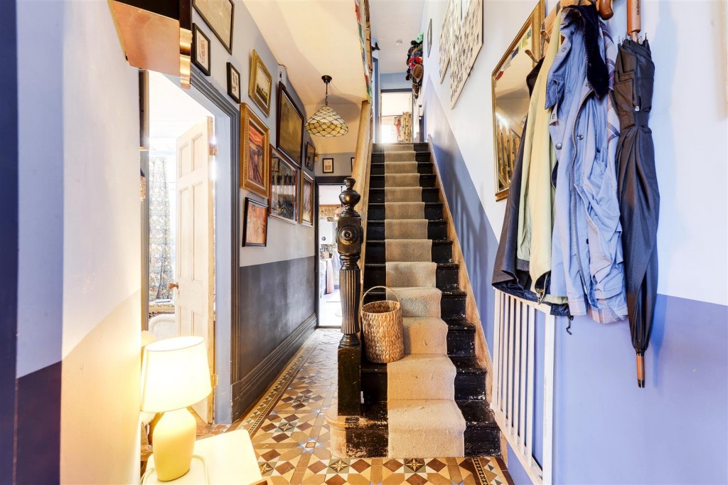 Dagmar Grove, Alexandra Park, Nottinghamshire, NG3 4JE