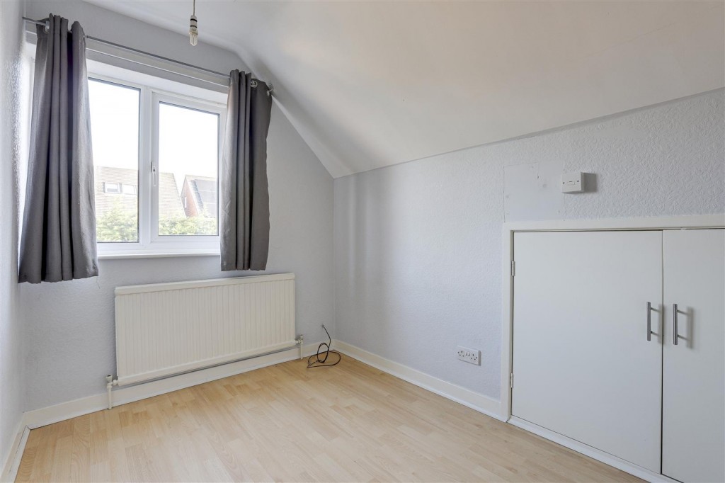 The Hollows, Long Eaton, Nottinghamshire, NG10 2ES