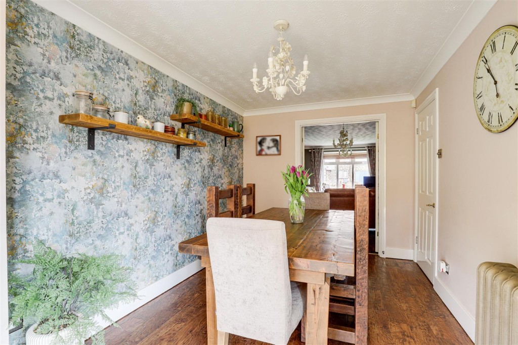 Avonbridge Close, Arnold, Nottinghamshire, NG5 8DE