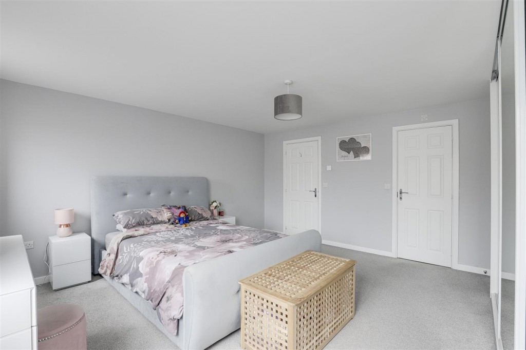 Pennington Way, Hucknall, Nottinghamshire, NG15 6XD