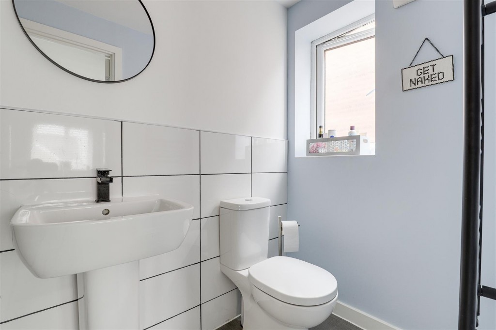 Pennington Way, Hucknall, Nottinghamshire, NG15 6XD