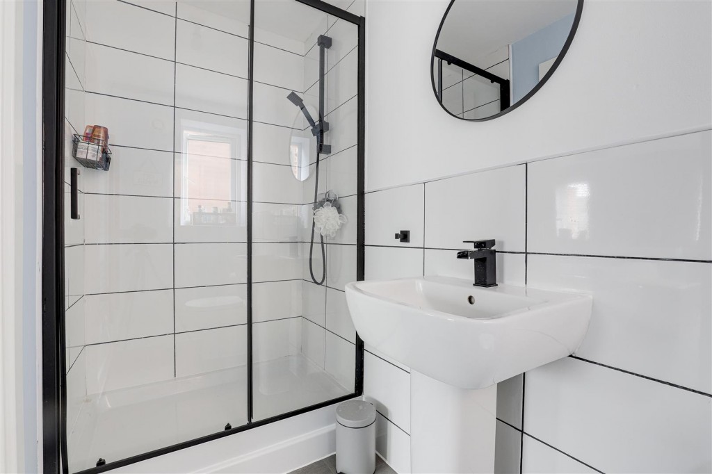 Pennington Way, Hucknall, Nottinghamshire, NG15 6XD