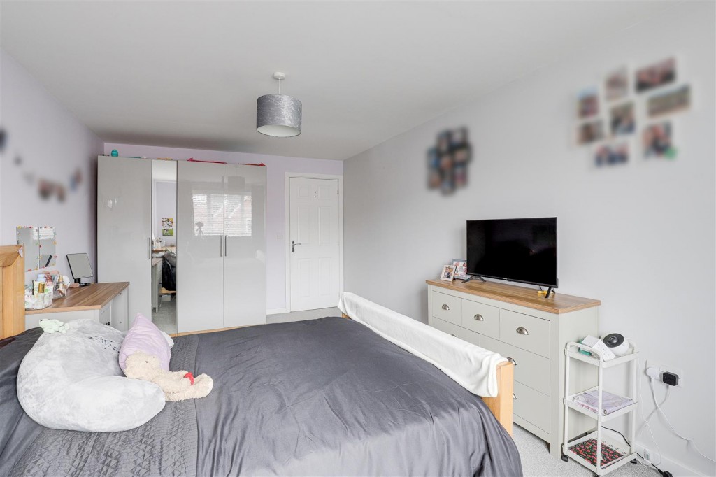 Pennington Way, Hucknall, Nottinghamshire, NG15 6XD