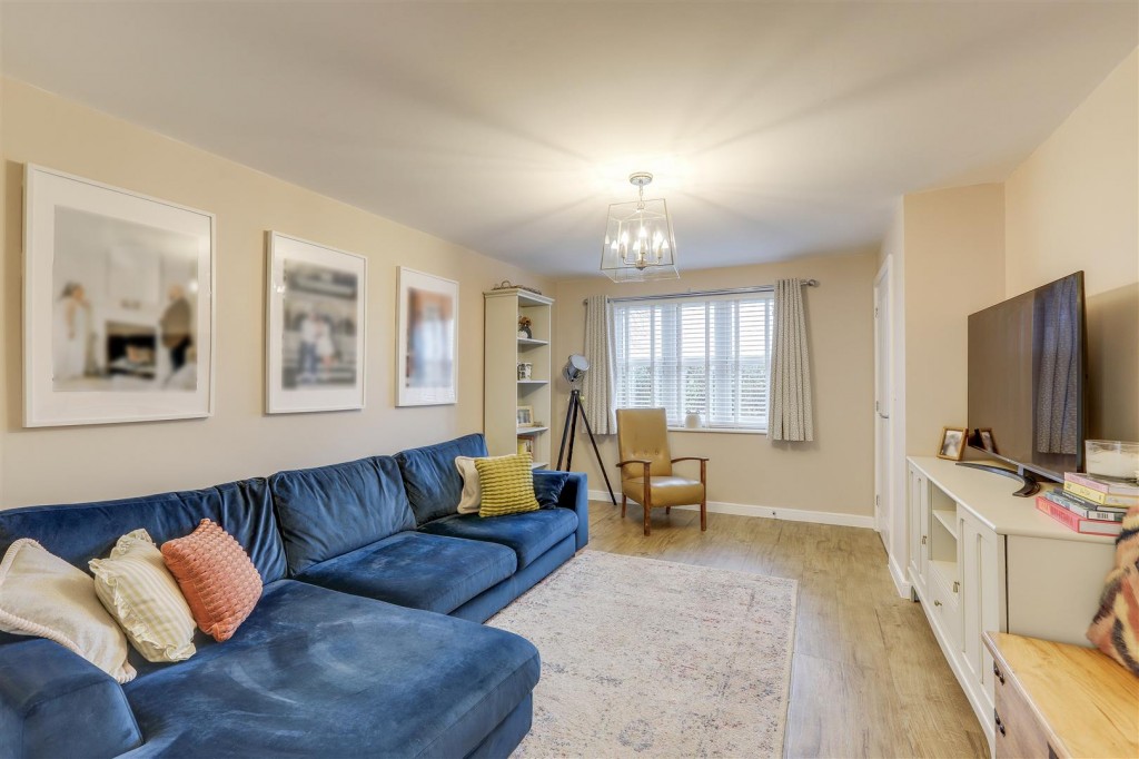 Nunn Close, Linby, Nottinghamshire, NG15 8LE