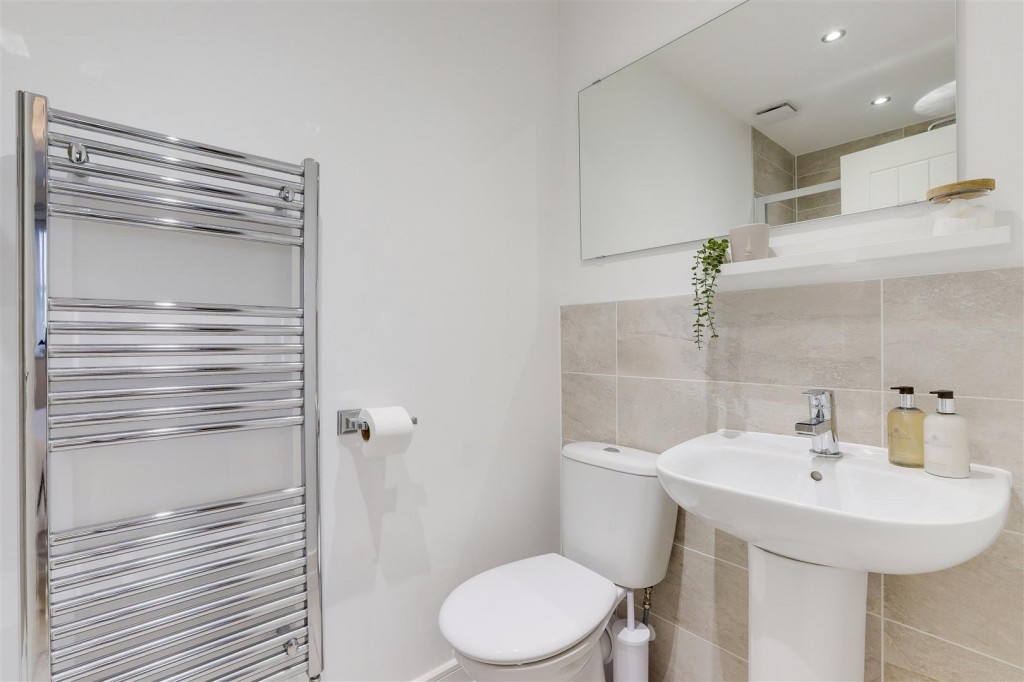 Nunn Close, Linby, Nottinghamshire, NG15 8LE