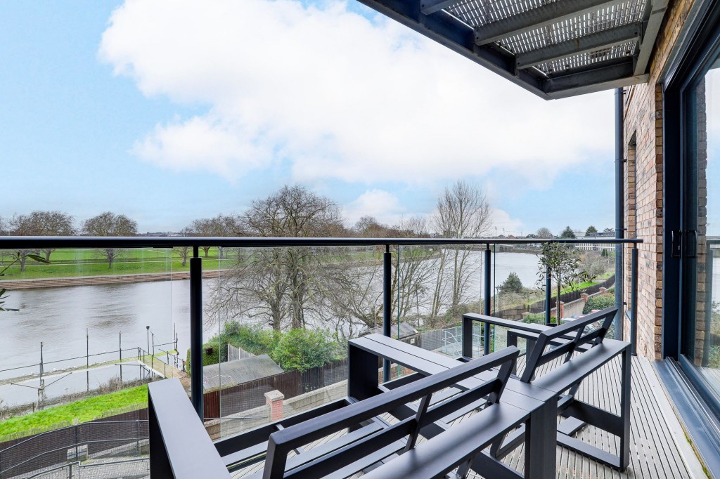 Wilford Lane, West Bridgford, NG2