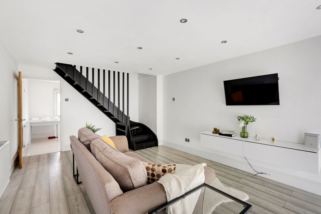 Calderdale Drive, Long Eaton, NG10
