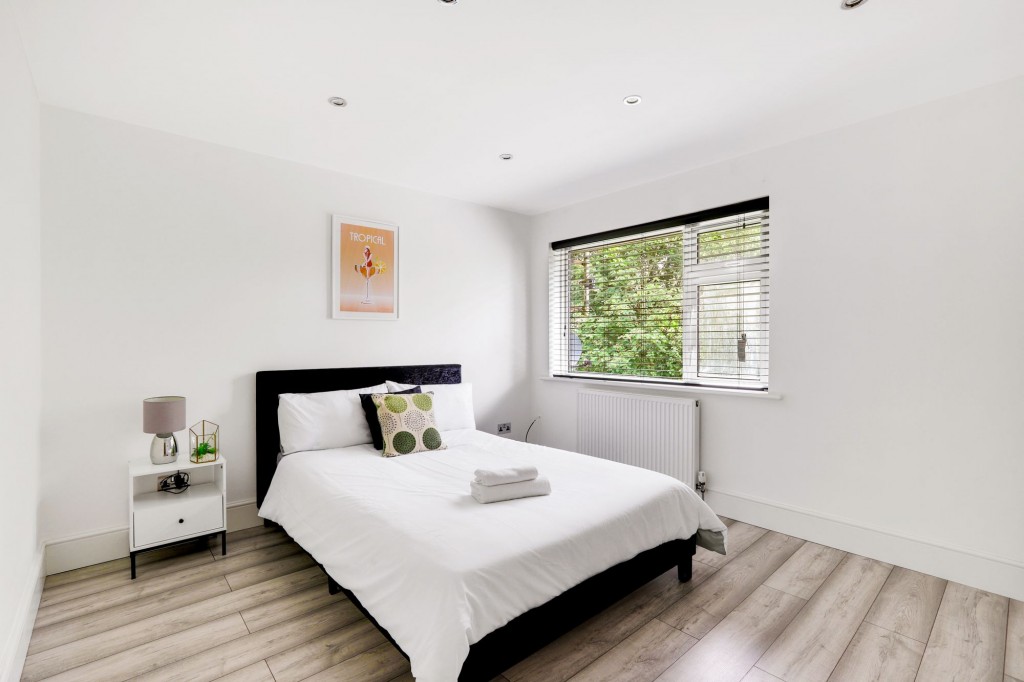 Calderdale Drive, Long Eaton, NG10