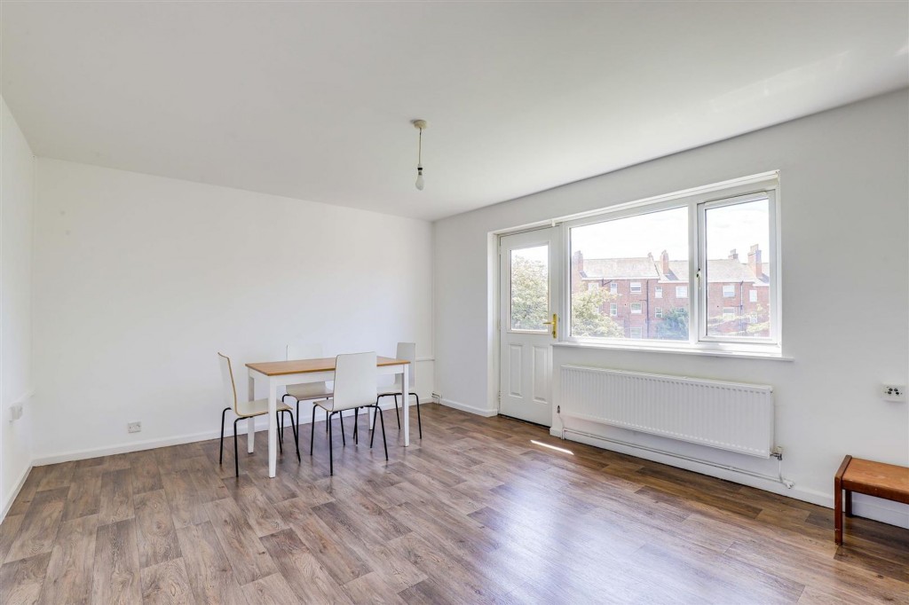 Grafton Court, Nottingham, NG7