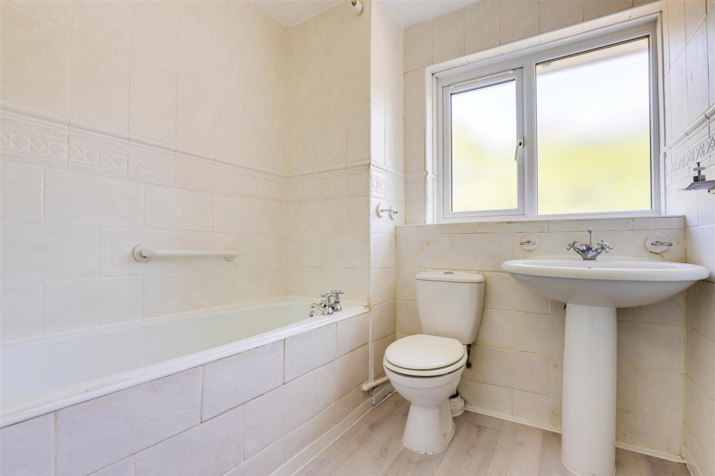 Grafton Court, Nottingham, NG7