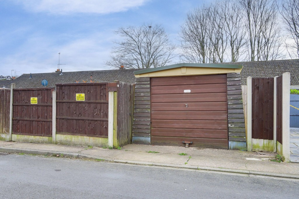 Bradman Gardens, Arnold, NG5