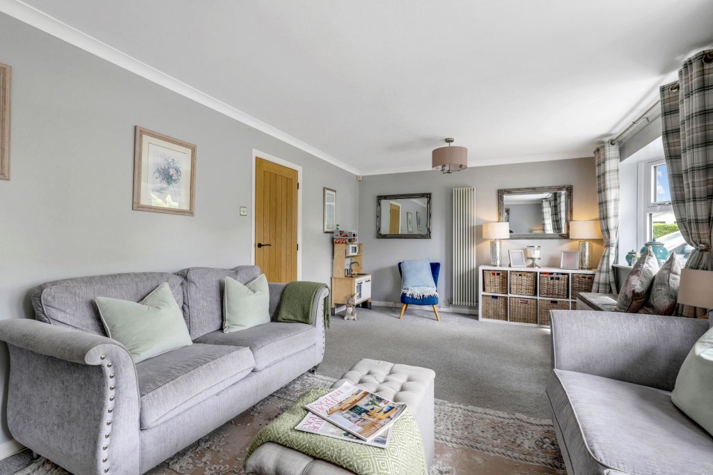 Buckland Drive, Woodborough, NG14
