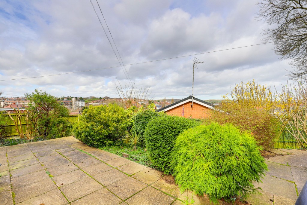 Russet Avenue, Carlton, NG4